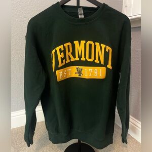 Gildan Green and Yellow Crewneck Sweater Vermont